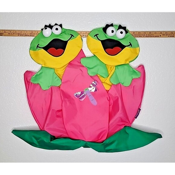 Vintage Windsport by Ganz Two Frogs in a Flower Spring Summer Yard‎ Flag RARE!! - Picture 15 of 16
